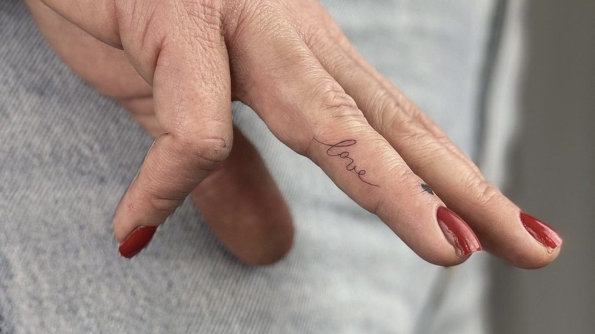 fingertatoveringer